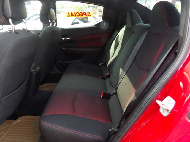 2011 Dodge Avenger Mainstreet