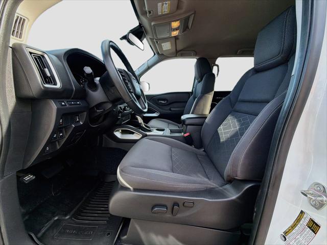 2025 Nissan Frontier Crew Cab SV 4x4