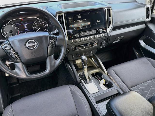 2025 Nissan Frontier Crew Cab SV 4x4