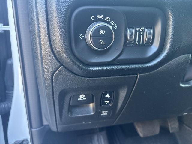 2026 Ram 1500 Big Horn Crew Cab 4x4 57 Box