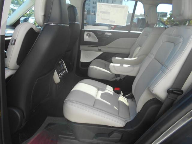 2027 Lincoln Aviator Reserve
