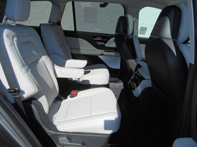 2027 Lincoln Aviator Reserve