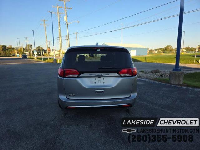 2020 Chrysler Pacifica Touring for sale in Huntington, IN