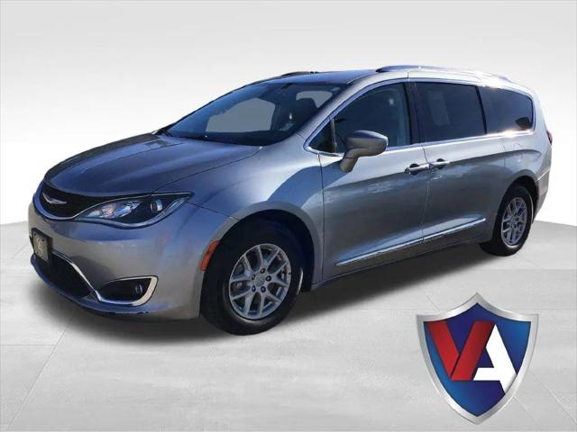 2020 Chrysler Pacifica Touring L for sale in Junction City, KS