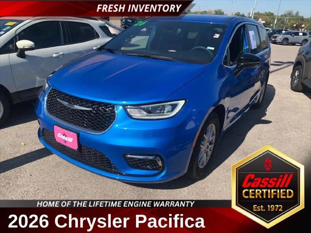 2026 Chrysler Pacifica Select for sale in Cedar Rapids, IA