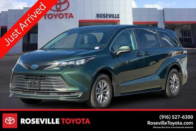 2024 Toyota Sienna LE for sale in Roseville, CA