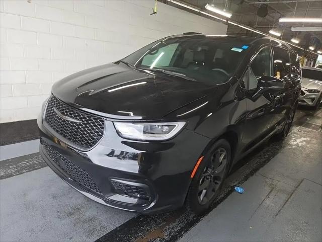 2024 Chrysler Pacifica Touring L for sale in Battle Creek, MI
