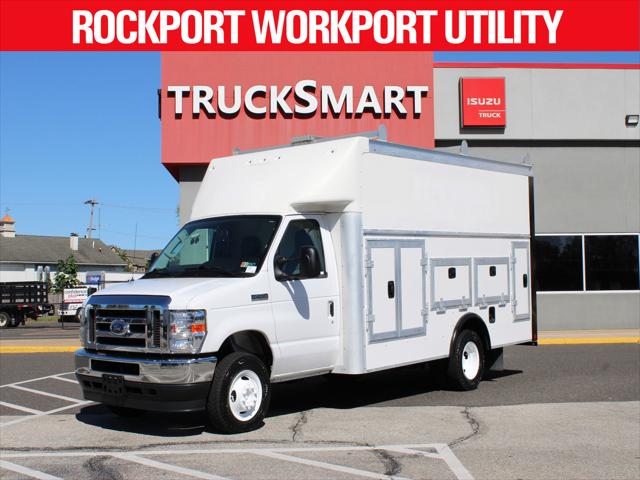 2022 Ford E-450 Cutaway Unknown for sale in Morrisville, PA