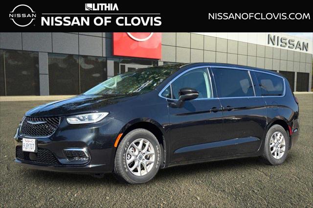 2023 Chrysler Pacifica Touring L for sale in Clovis, CA