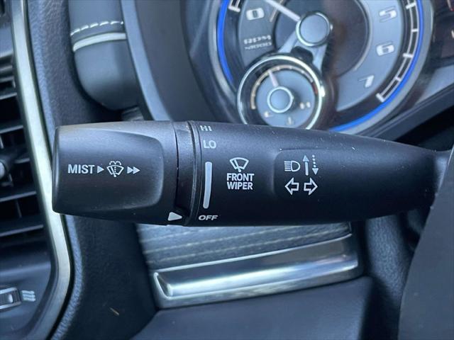 2019 Ram 1500 Limited Crew Cab 4x4 57 Box