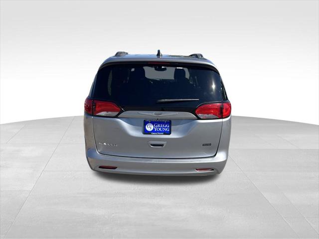 2021 Chrysler Voyager LXI
