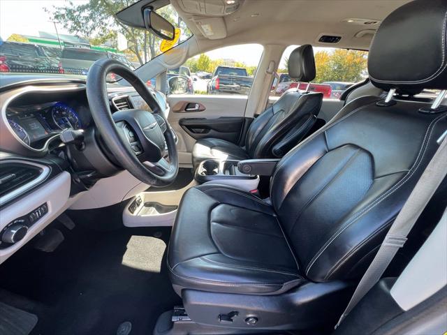2021 Chrysler Voyager LXI