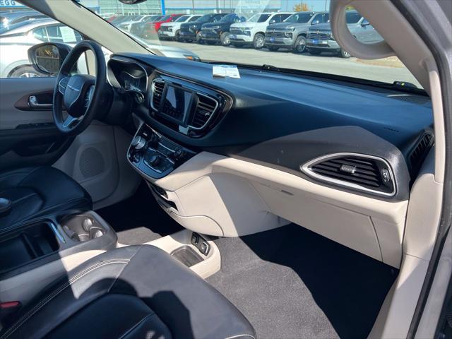 2021 Chrysler Voyager LXI