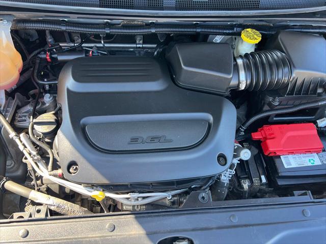 2021 Chrysler Voyager LXI