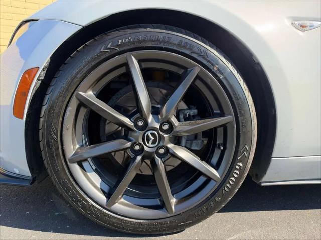 2016 Mazda MX-5 Club