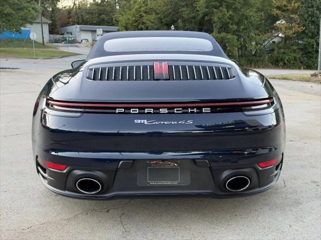 2020 Porsche 911 Carrera 4S Cabriolet