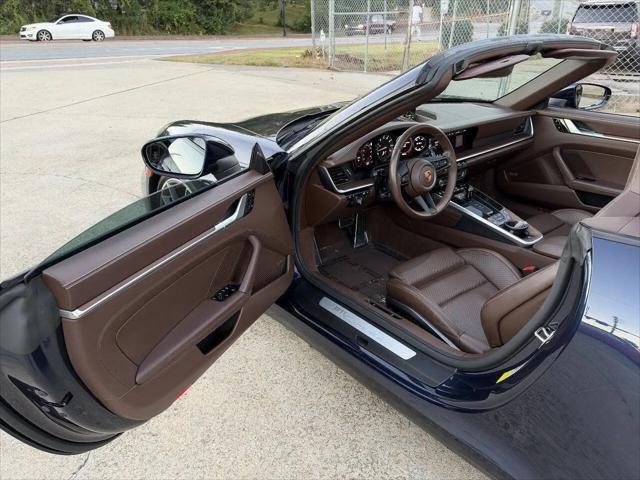 2020 Porsche 911 Carrera 4S Cabriolet