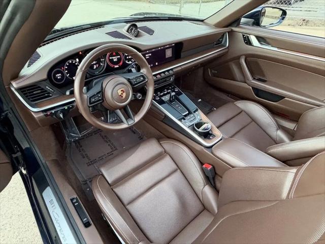 2020 Porsche 911 Carrera 4S Cabriolet