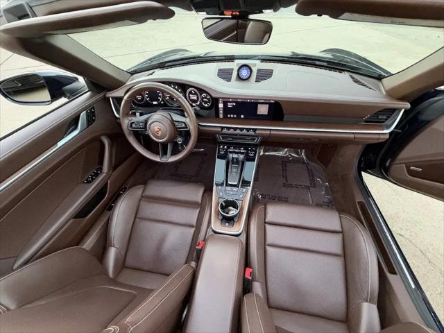 2020 Porsche 911 Carrera 4S Cabriolet