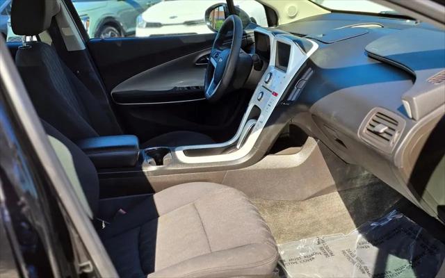 2012 Chevrolet Volt Base