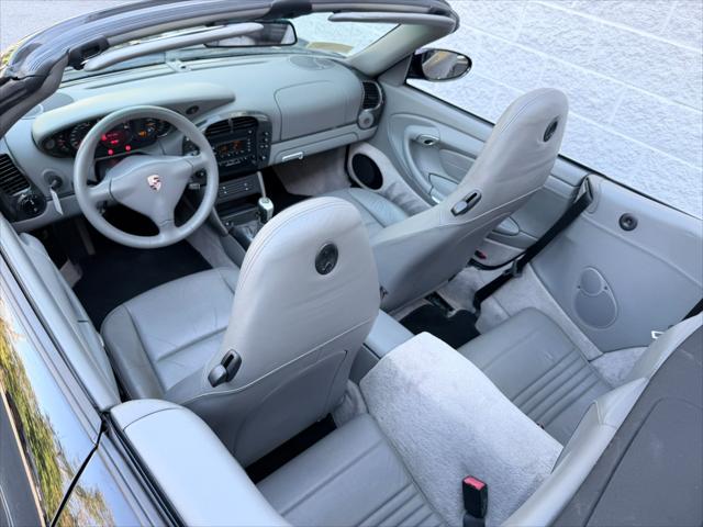 2002 Porsche 911 Carrera