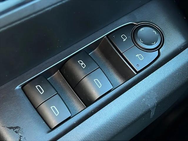 2023 GMC Canyon 4WD Crew Cab Short Box Elevation