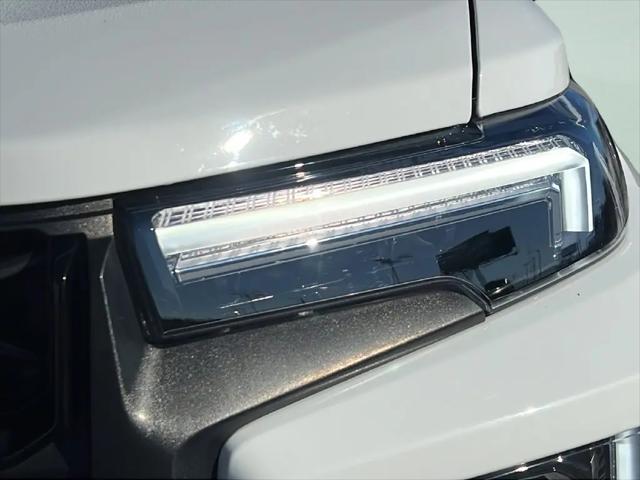 2023 GMC Canyon 4WD Crew Cab Short Box Elevation