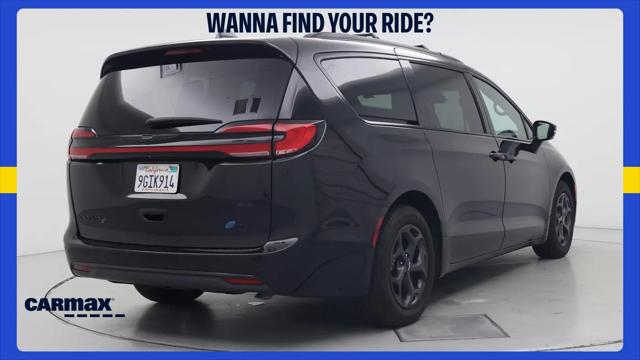 2023 Chrysler Pacifica Hybrid Limited