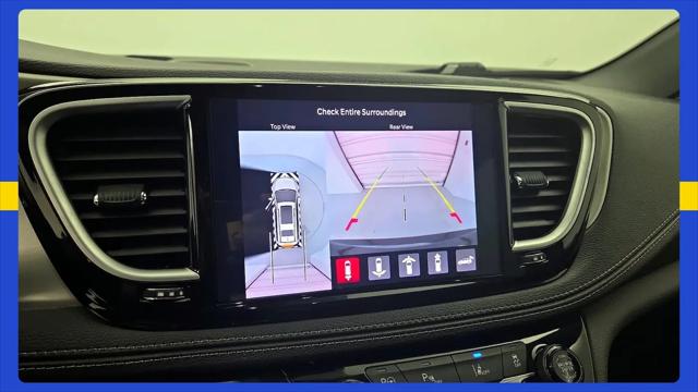 2023 Chrysler Pacifica Hybrid Limited