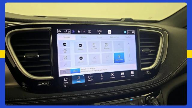 2023 Chrysler Pacifica Hybrid Limited