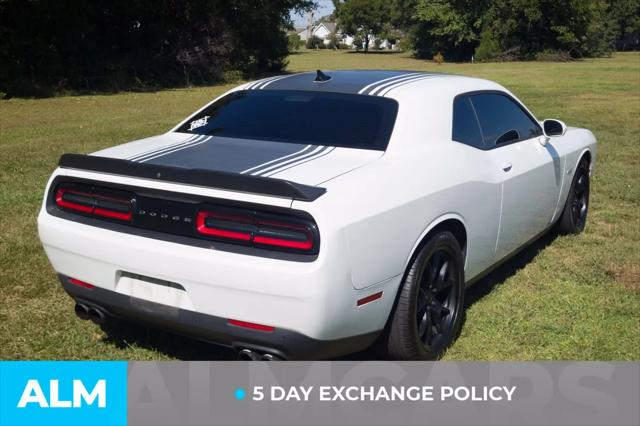 2015 Dodge Challenger R/T Shaker