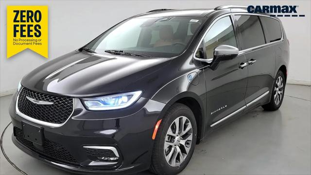 2023 Chrysler Pacifica Hybrid Pinnacle