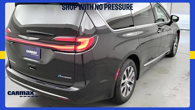 2023 Chrysler Pacifica Hybrid Pinnacle