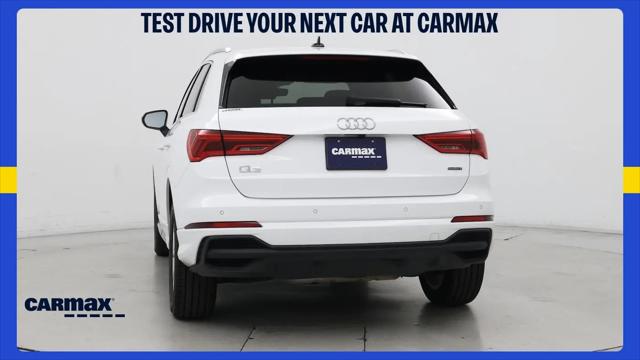 2025 Audi Q3 Premium 45 TFSI S line quattro Tiptronic