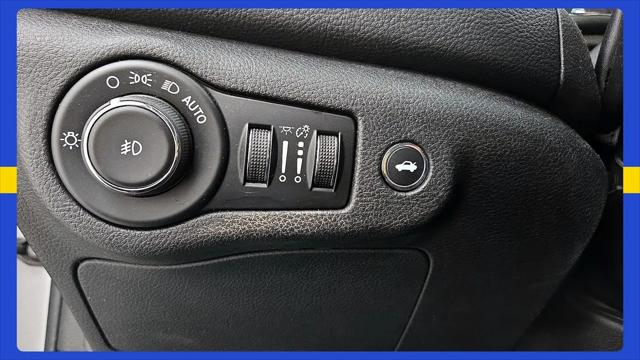 2016 Chrysler 200 S