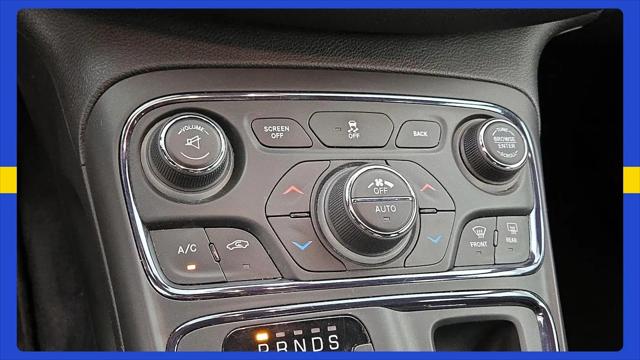 2016 Chrysler 200 S