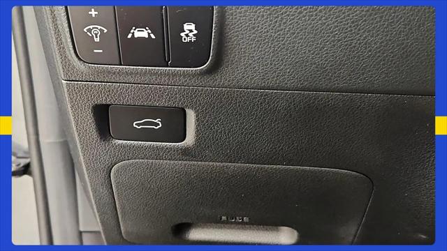 2023 Kia K5 EX