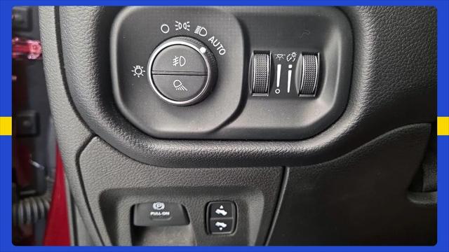 2019 Ram 1500 Big Horn/Lone Star Crew Cab 4x2 57 Box