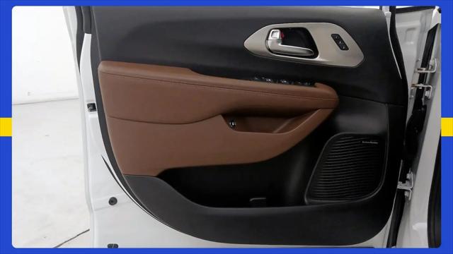 2021 Chrysler Pacifica Hybrid Limited