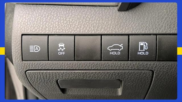 2021 Toyota Camry LE Hybrid