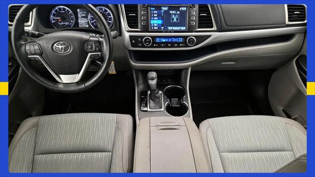 2019 Toyota Highlander LE