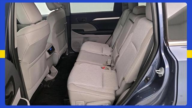 2019 Toyota Highlander LE