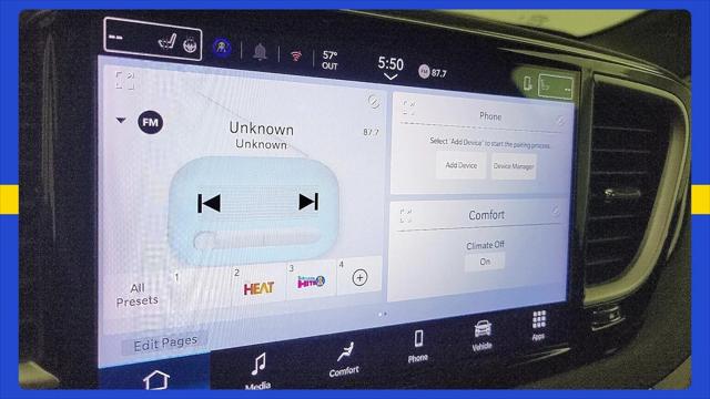 2025 Chrysler Pacifica Select