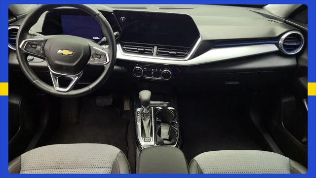 2025 Chevrolet Trax FWD LT