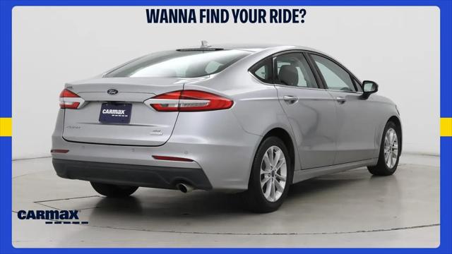 2020 Ford Fusion SE