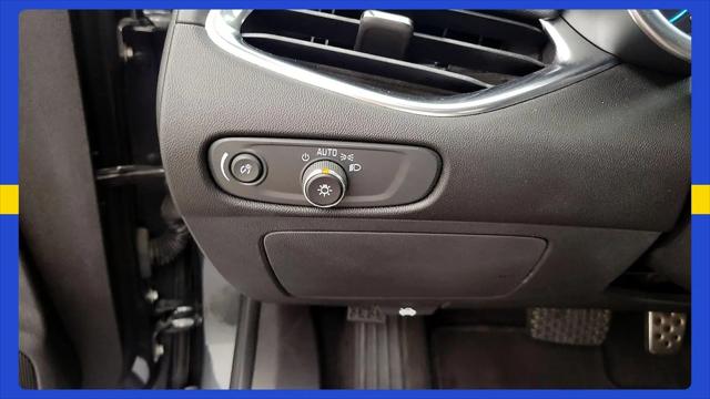 2017 Chevrolet Malibu 1LT for sale in Urbandale, IA