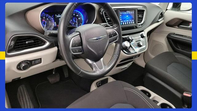 2021 Chrysler Voyager LX
