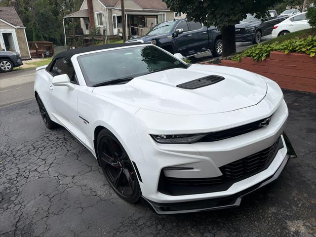 2023 Chevrolet Camaro RWD Convertible 1SS 2023 Chevrolet Camaro RWD Convertible 1SS