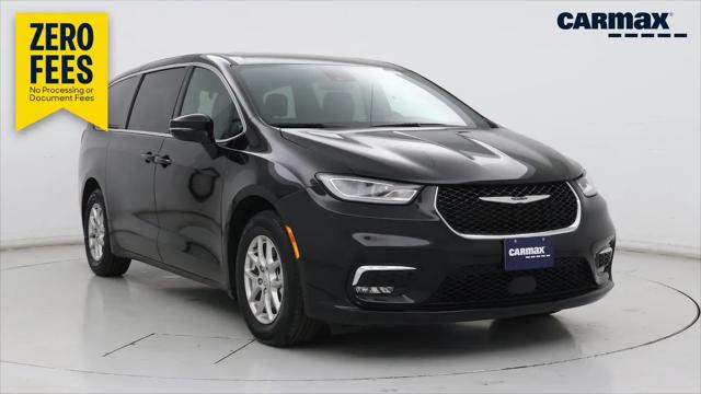 2025 Chrysler Pacifica Select for sale in Brooklyn Park, MN
