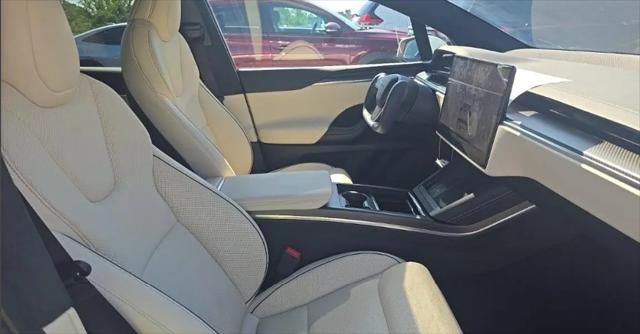 2023 Tesla Model X Plaid Tri Motor All-Wheel Drive